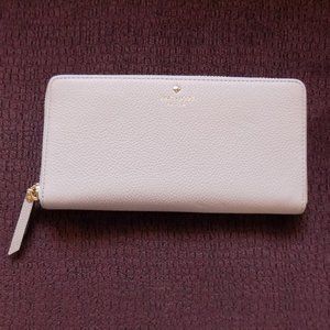 KATE SPADE Larchmont Avenue Neda NWT Beige Wallet